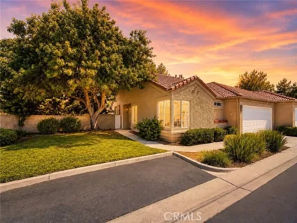 2498 Daybreak listing photo