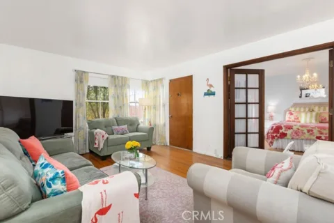 1825 E 3rd Street #4 listing photo