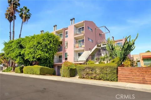 6525 La Mirada #112 listing photo