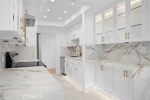 1401 Valley View #329 listing photo