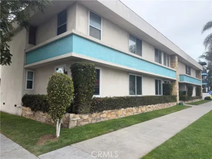 1101 E Ocean listing photo