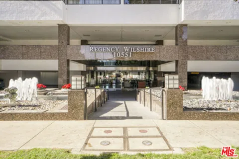 10551 Wilshire Boulevard #902 listing photo