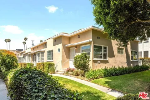 818 20th Street #A listing photo