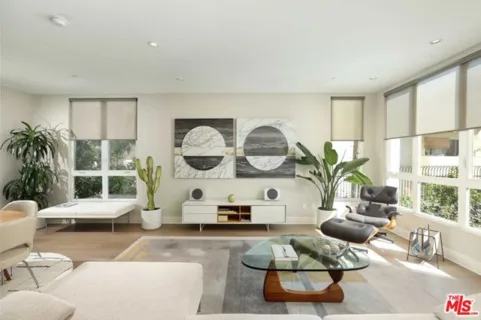 1400 N Fuller Avenue #19 listing photo