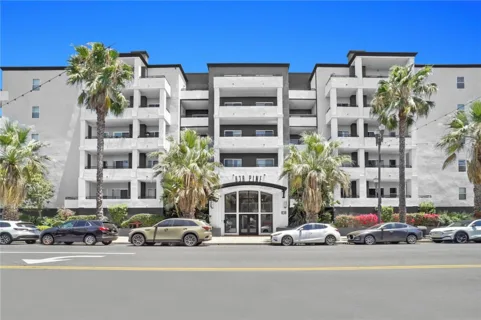 838 Pine Avenue #408 listing photo
