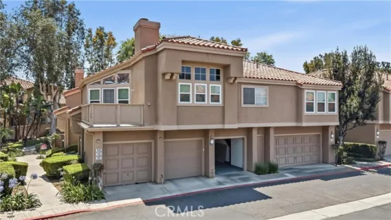 15 Ericson Aisle listing photo