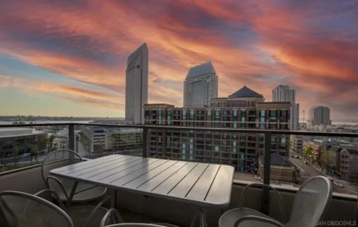 550 Front Street #907 listing photo