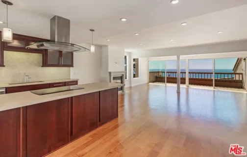 23914 De Ville Way #D listing photo