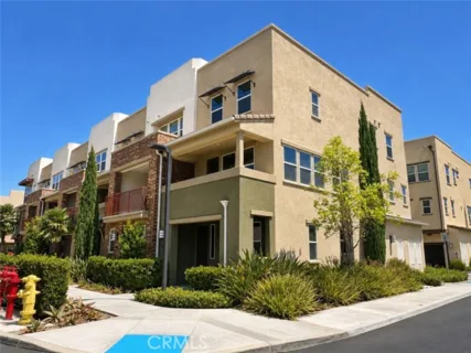 5784 Spring listing photo