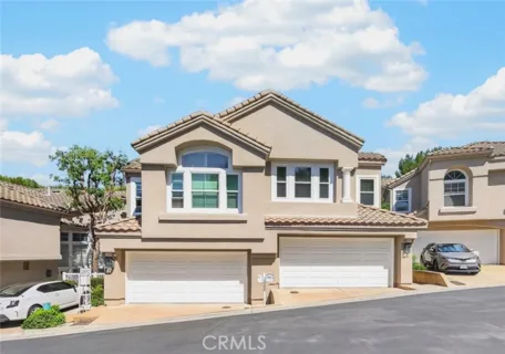 2837 Wisteria listing photo