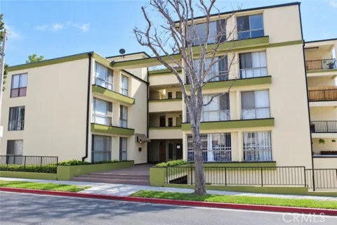 500 Evergreen #307 listing photo