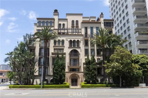 10795 Wilshire Boulevard #402 listing photo