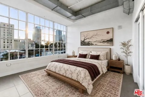 939 S Broadway #308 listing photo