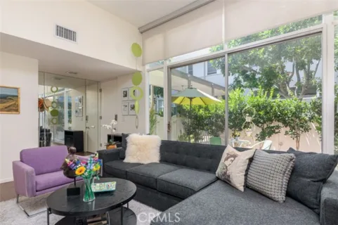 4362 W Kling listing photo