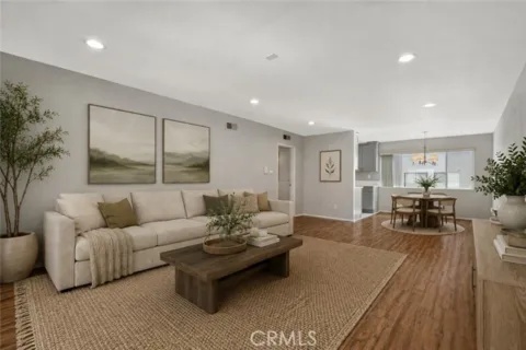 12801 Moorpark Street #303 listing photo