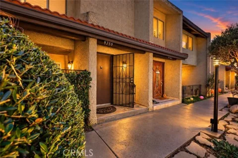 9759 Via Roma listing photo