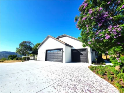 43605 Los Gatos photo 1