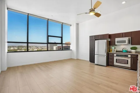 1100 Wilshire Boulevard #1804 listing photo