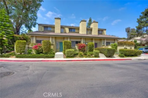 3304 Caminito Eastbluff #143 listing photo