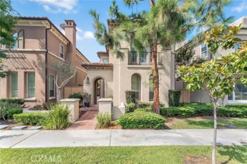 76 Canal listing photo