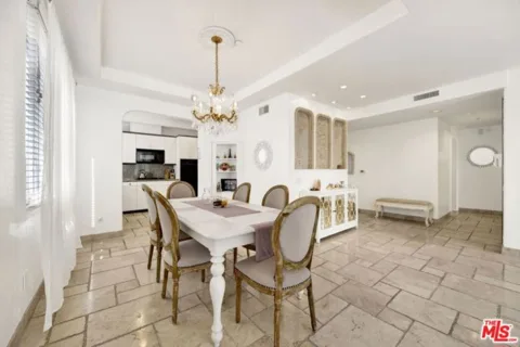 11952 Montana Avenue #303 listing photo