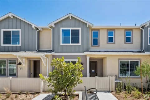 5817 Santa Barbara Avenue listing photo