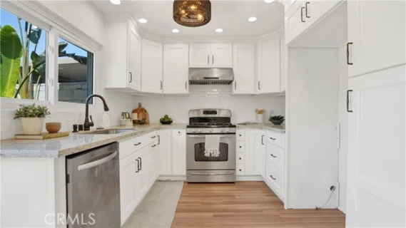 2160 W Wellington Circle listing photo