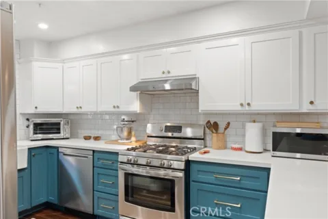 1050 Seco #102 listing photo
