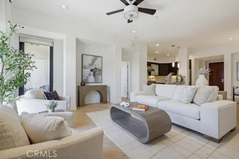 402 Rockefeller #406 listing photo