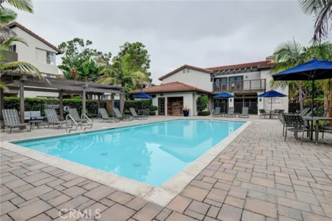 60 Corniche #B listing photo