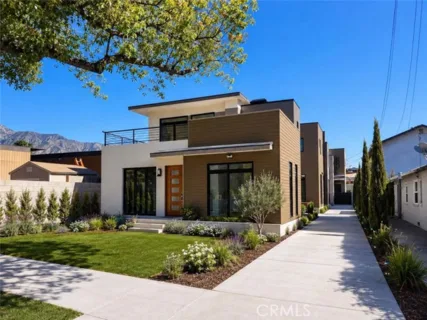 440 N Oak #B listing photo