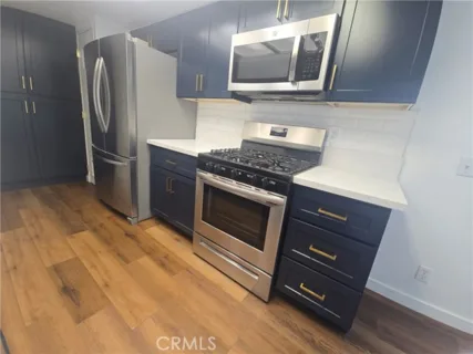 6065 Estelle #13 listing photo