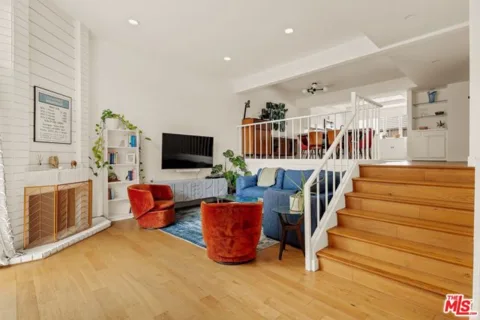 4600 Glencoe Avenue #2 listing photo