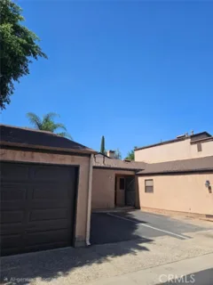 620 Parkview Drive listing photo
