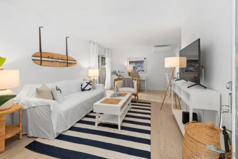 1964 Chalcedony #Unit 4 listing photo