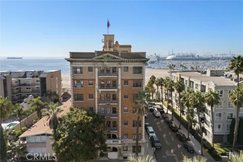 1030 E Ocean #308 listing photo
