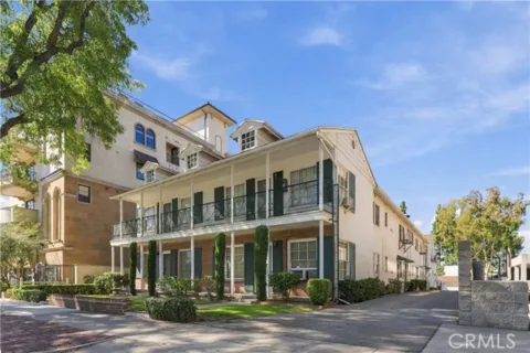 181 S Marengo listing photo