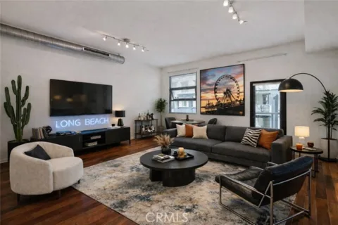 133 N The Promenade #426 listing photo