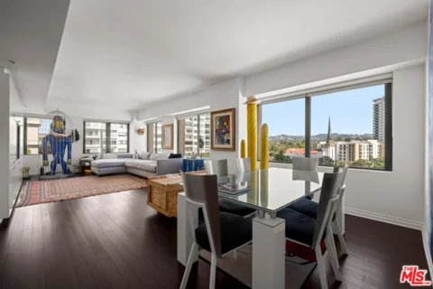 10520 Wilshire Boulevard #802 listing photo