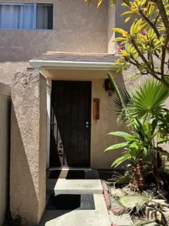 831 Las Lomas Drive listing photo
