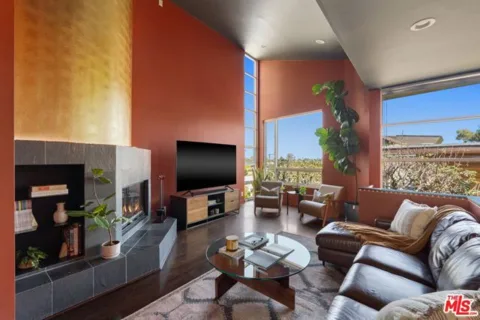 650 Pacific Street #8 listing photo