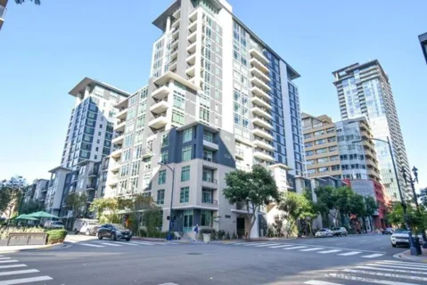 425 W Beech Street #408 listing photo