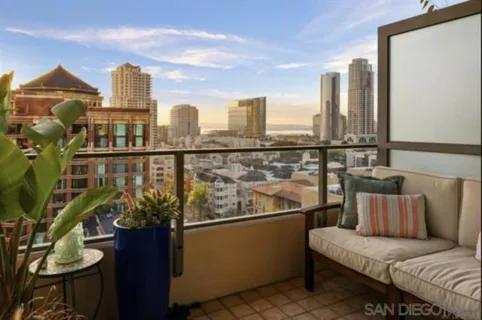 550 Front Street #1007 listing photo