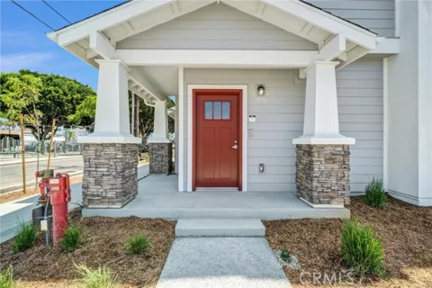1336 Locust Avenue #3 listing photo
