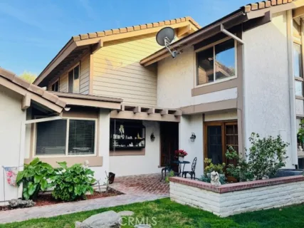 712 Via Zapata listing photo