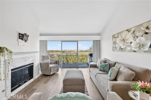 1414 Brett #328 listing photo