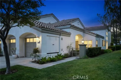 5 Calle Del Norte listing photo