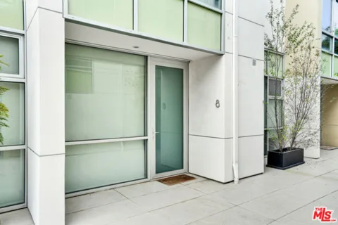 125 Pacific Street #8 listing photo