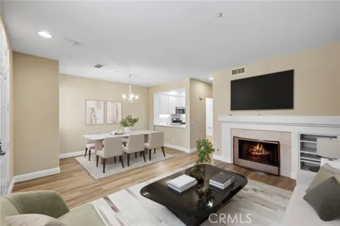 105 Via Vicini listing photo
