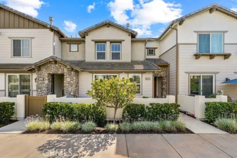 18041 Magee listing photo